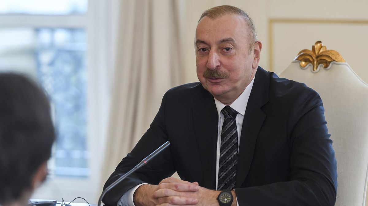 Ázerbájdžánská armáda přechází na standardy NATO